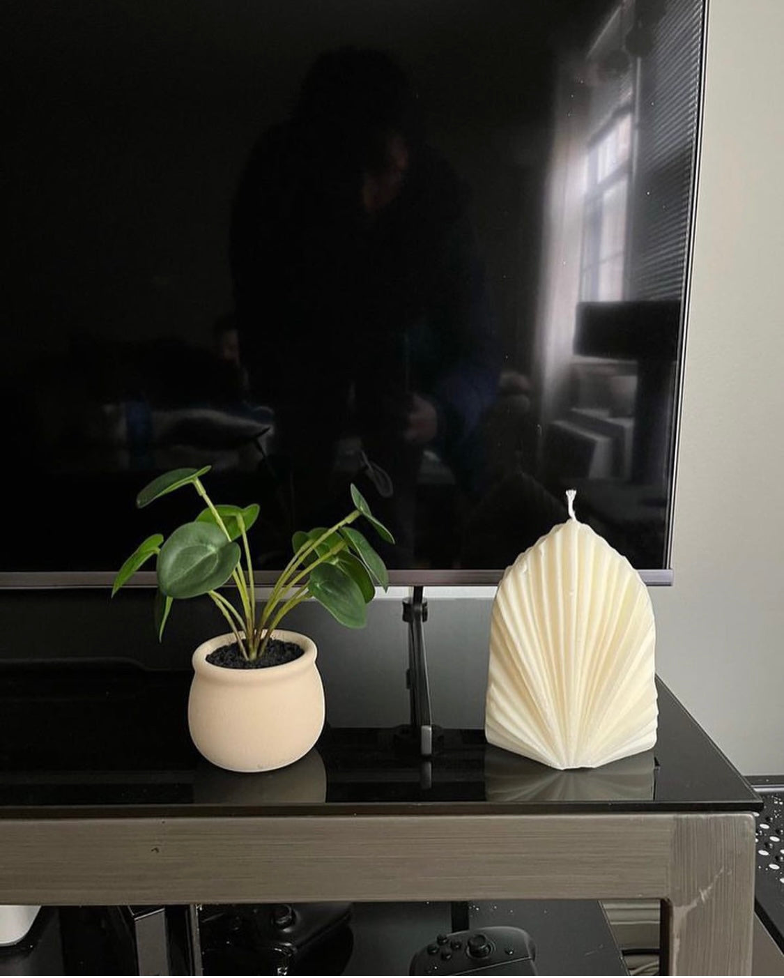 Shell Pillar Candle